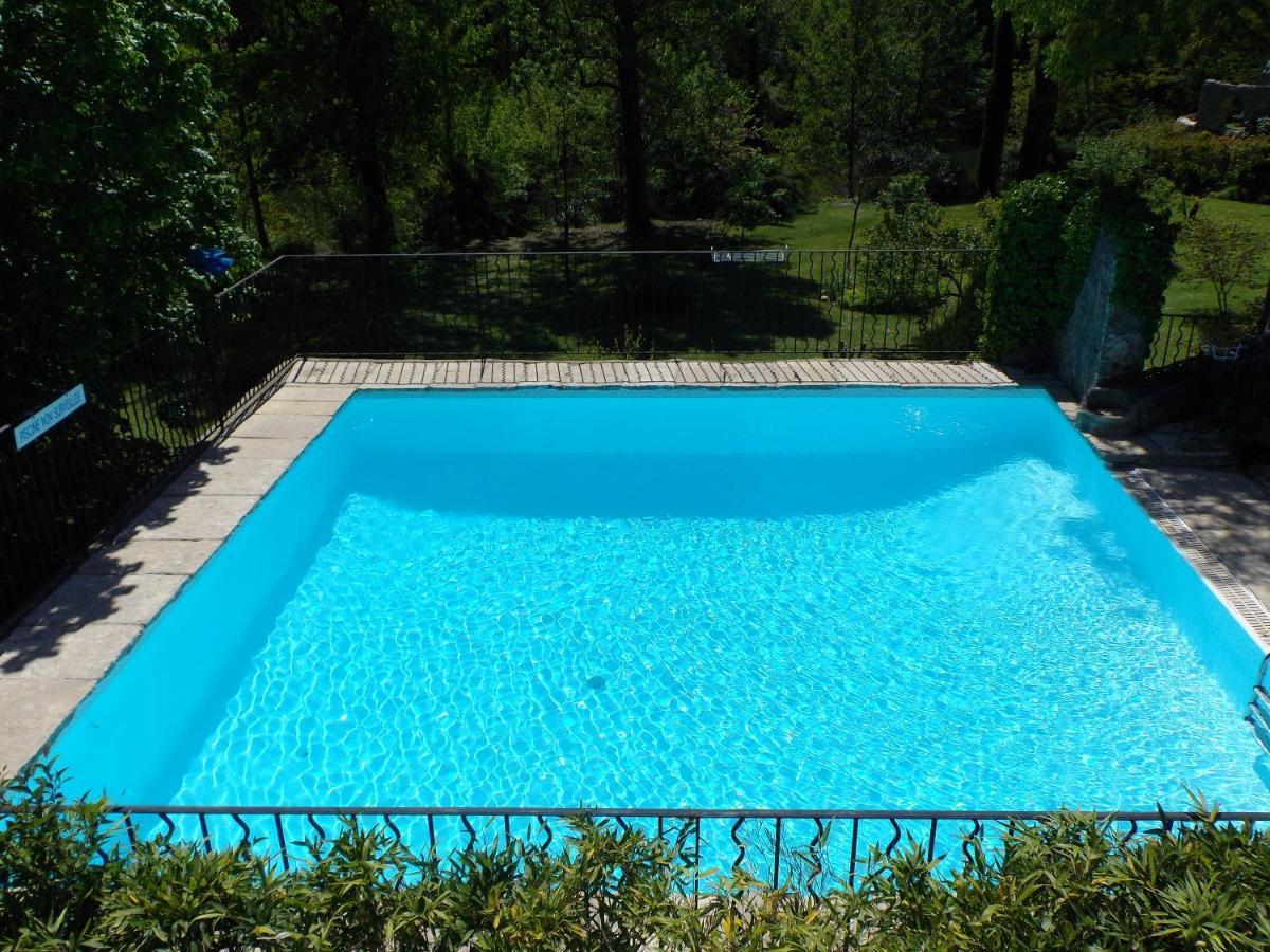 Logis Des Magnans -Les Terrasses Du Coutach - Bed & Breakfast Sauve Exterior photo